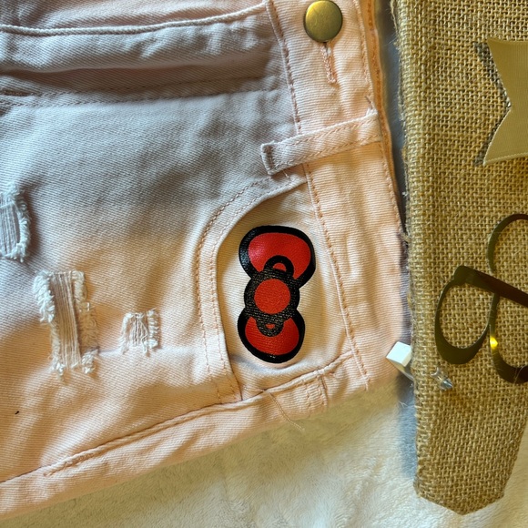 Pink XS skirt by Shein hello kitty, worn in good condition - Picture 11 of 15